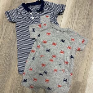 Bundle of Carter’s onesies size 9m